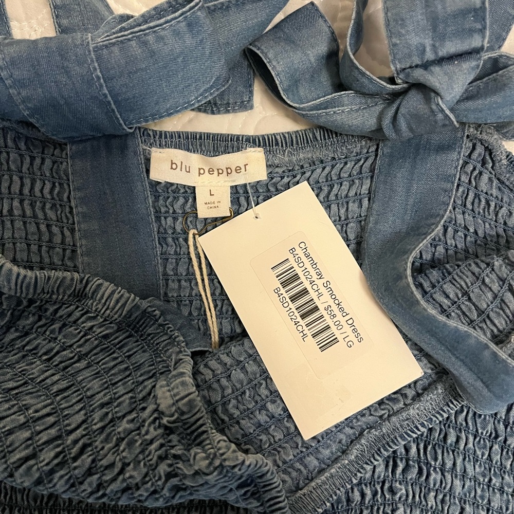 Women’s Denim Smocked Maxi Sundress - Picture 3 of 4